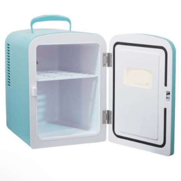 Mini fridge - Picture 2 of 4